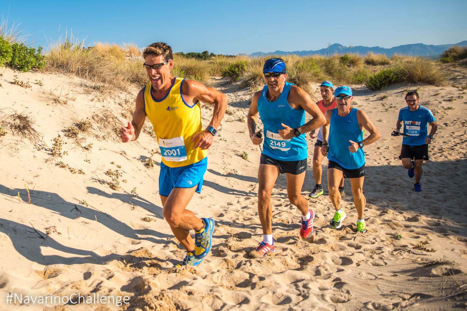Greek-American ultramarathon runner Dean Karnazes sets the pace © Elias Lefas