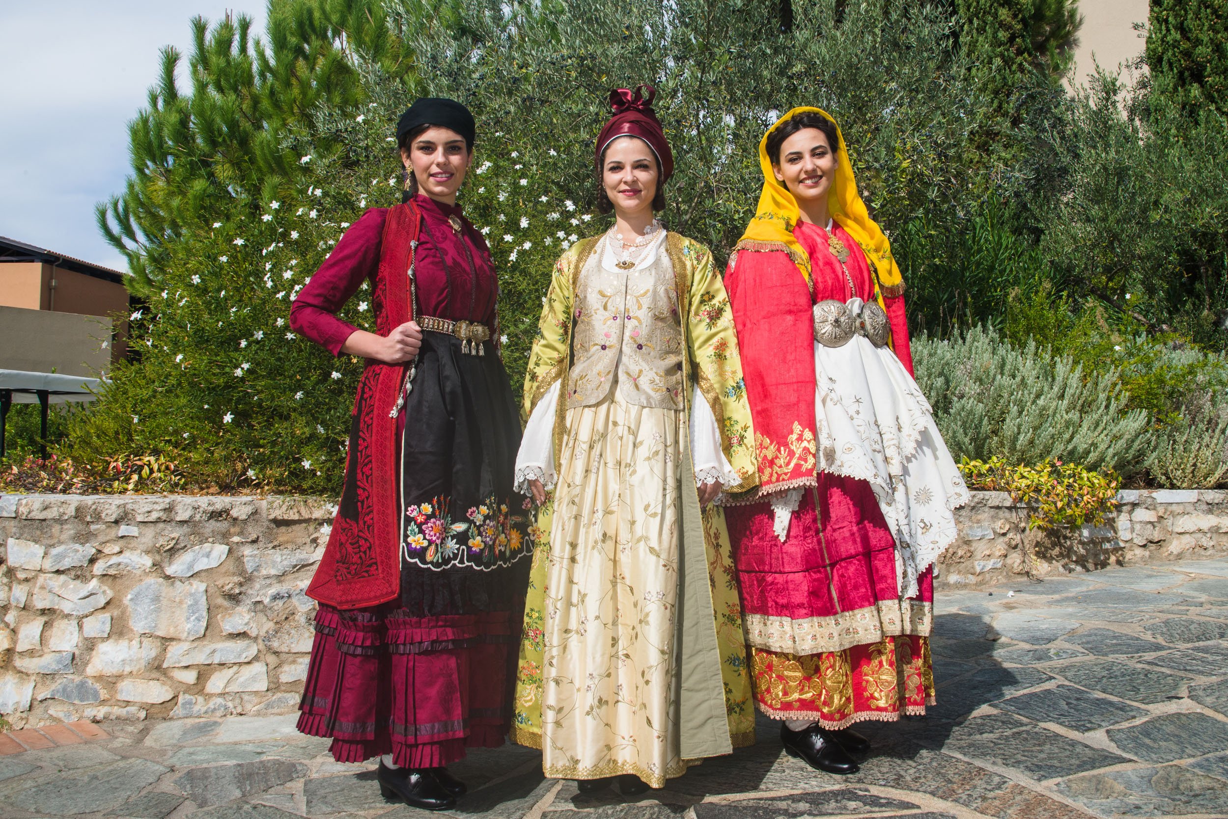 Cultural Weekend - Under the spell of Greek costumes